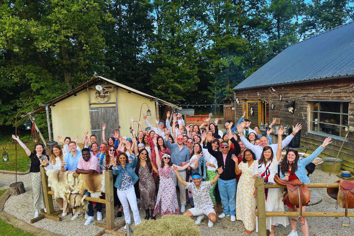 Séminaire thème hippie